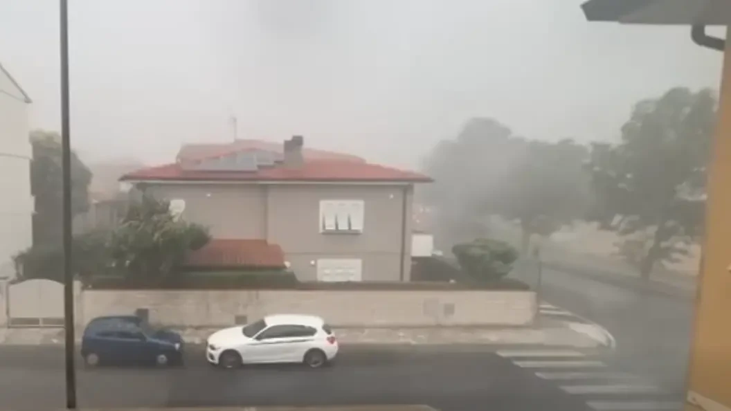 Tempesta intensa durante un'ondata di maltempo in Toscana