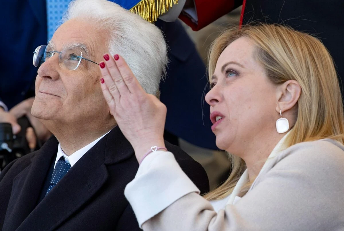 Giorgia Meloni e Sergio Mattarella in un incontro istituzionale