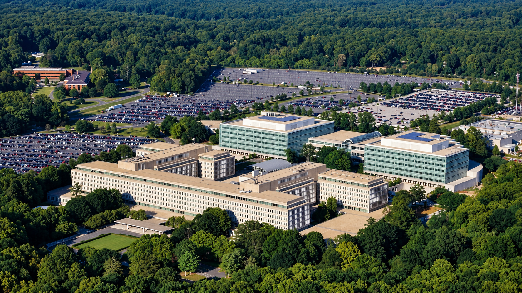 La Cia punta sulle aziende cinesi: la sfida con Pechino passa da chip e intelligenza artificiale