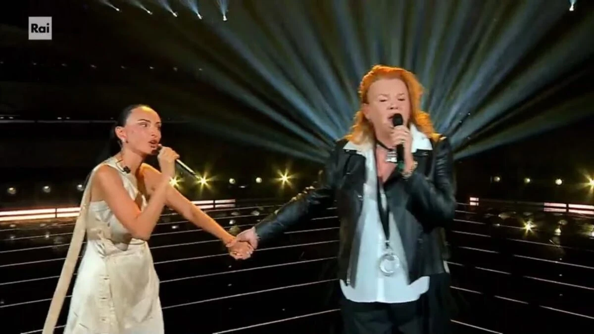 “Devo dirvelo…”. The Voice, coming out improvviso: tutti di sasso